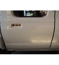 Porta Limpa Traseira Direita Nissan Frontier Xe 2003